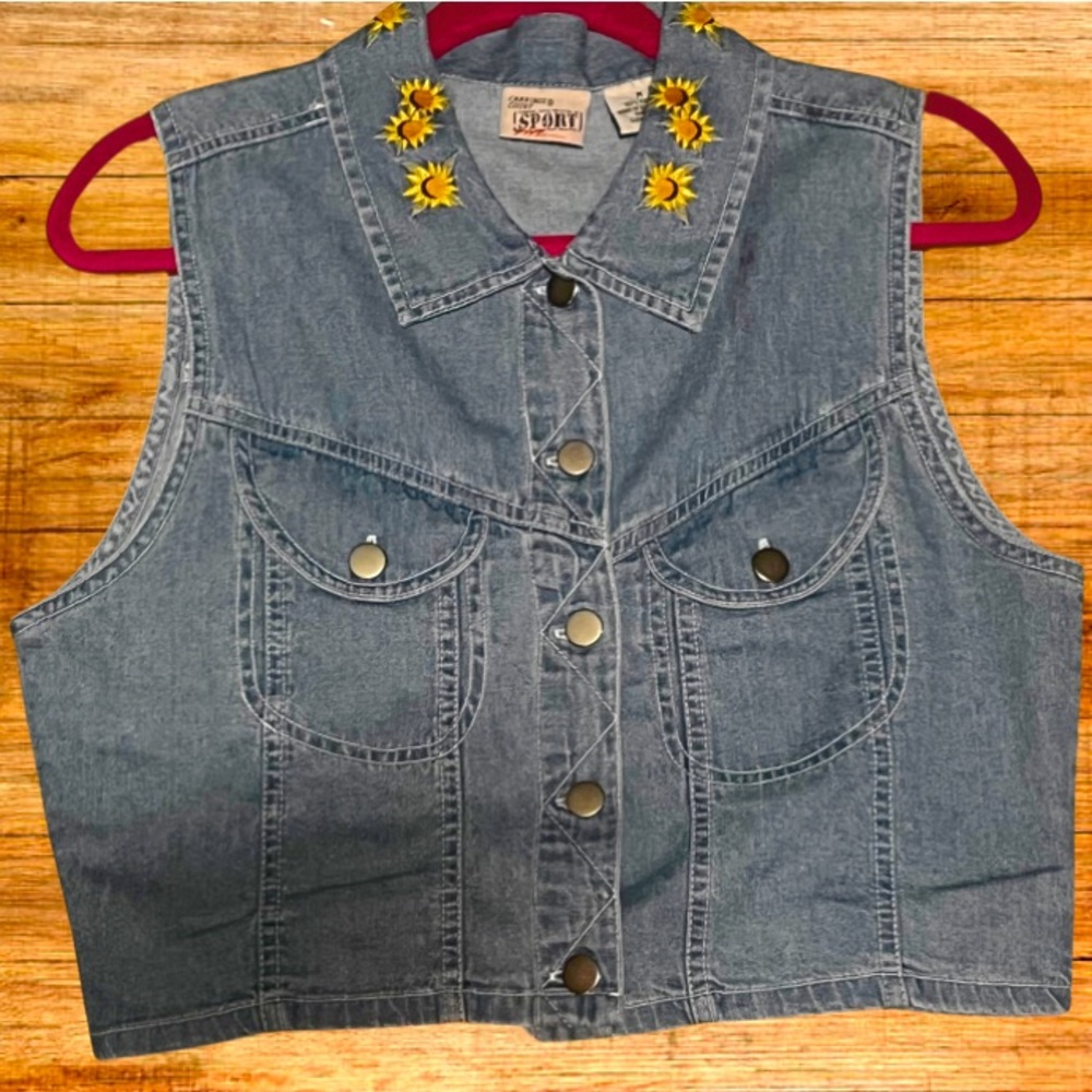 Vintage Denim Cropped Vest with Sunflower Embroidery